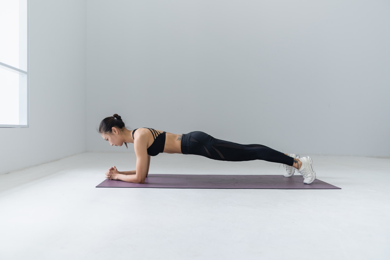 10 Easy Core Strength Exercises That You Can Perfome At Home