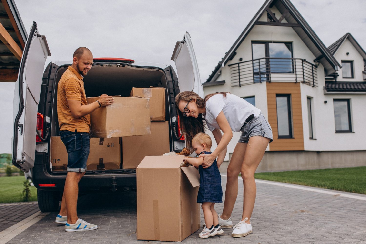 Why Hiring Local Movers is the Best Decision for Your Move